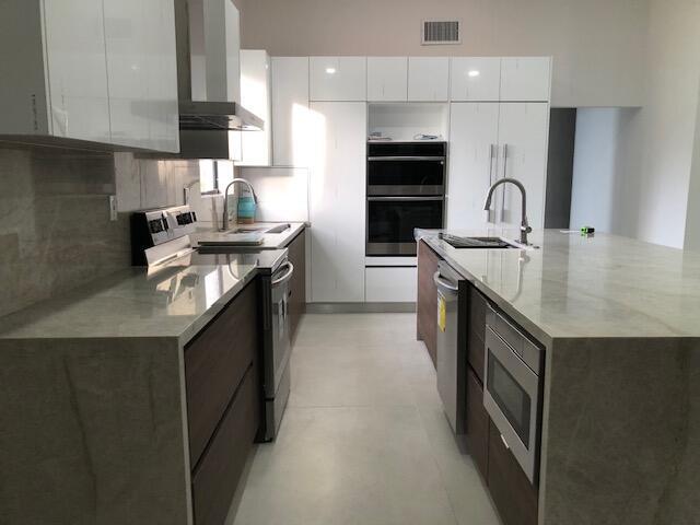 Foto del edificio - 22171 Hollyhock Trail