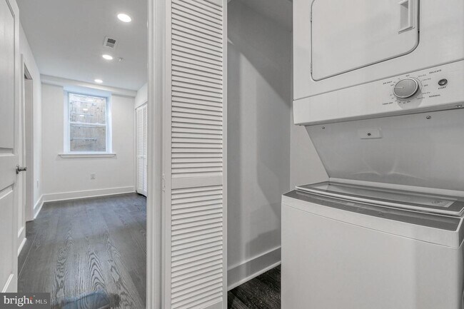 Foto del edificio - 2105 N 8th St