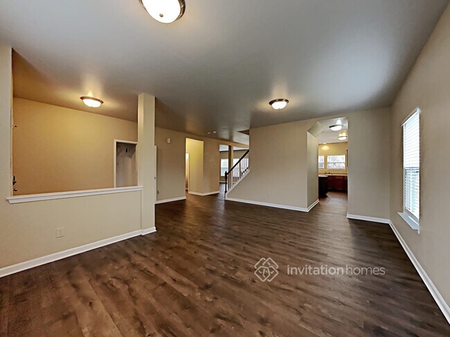 Building Photo - 711 Wendermere Cir