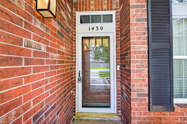 Building Photo - 1430 Mabry Mill Rd