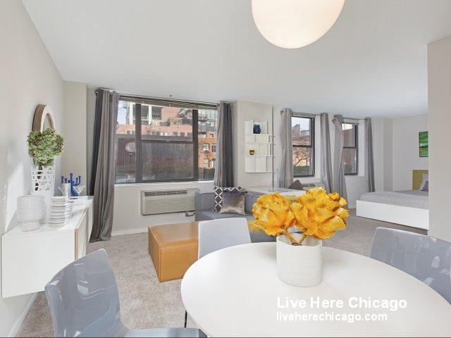 Building Photo - 321 W Illinois St