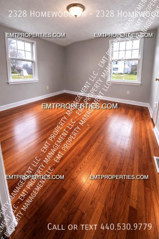 Foto del edificio - 2328 Homewood Dr