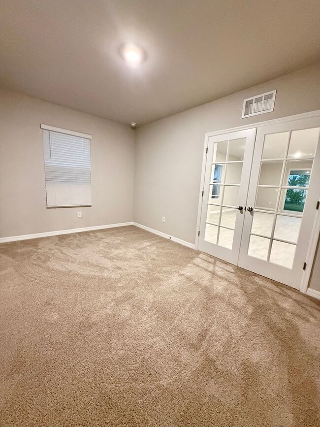 Building Photo - New Villa in Sea Cove