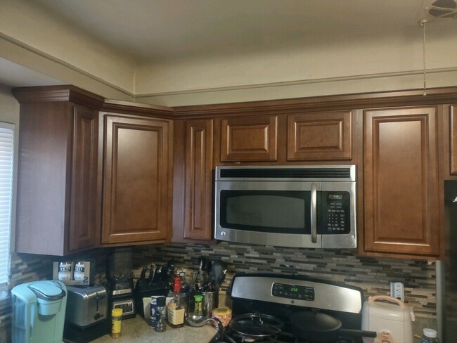 Updated Kitchen - 1435 Somerset Ave