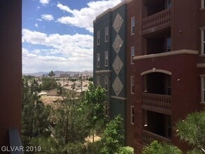 Building Photo - 63 E Agate Ave
