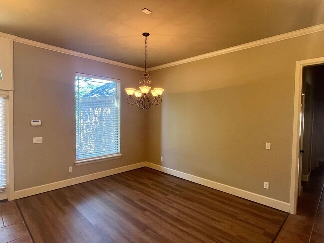 Foto del edificio - Lovely 4-Bed 2.5-Bath In Edmond