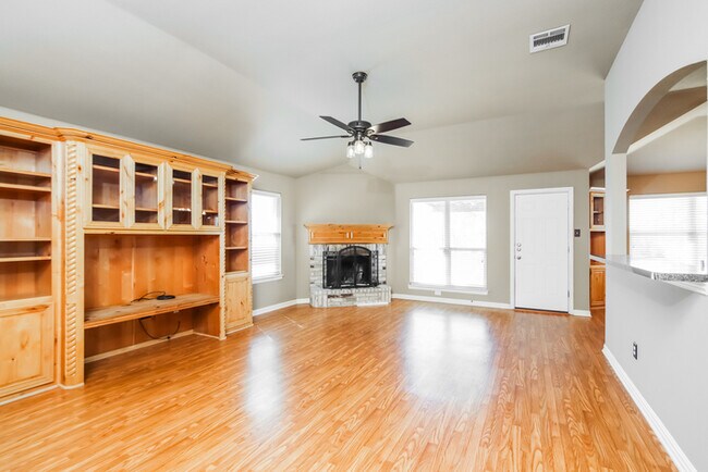 Building Photo - 108 Oregon Tr