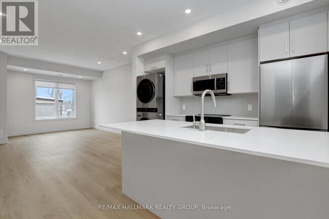 Photo du bâtiment - 137 Marquette Ave