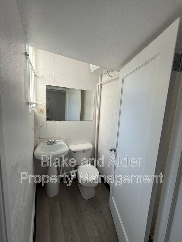 Foto del edificio - 3552 NE Sandy Blvd