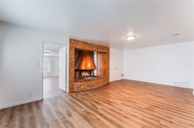 Foto del edificio - 1109 Tumbleweed Ave