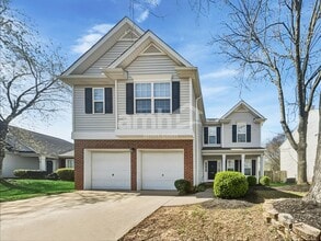 Building Photo - 510 Fairview Lake Way