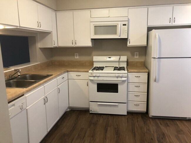 Foto del edificio - 3 Bedroom Townhome in Ocean Lakes