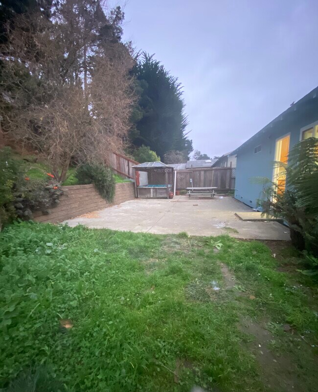 1207 Linda Mar Blvd, Pacifica, CA 94044 House for Rent in Pacifica