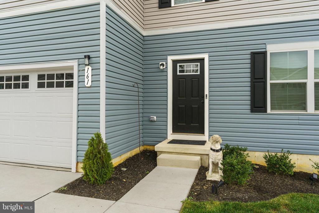 Primary Photo - 161 Ciseley Dr