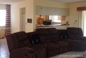 Foto del edificio - 3 br, 2.5 bath  - Las Palmas Condo