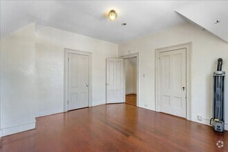 Building Photo - 2308 Woolsey St