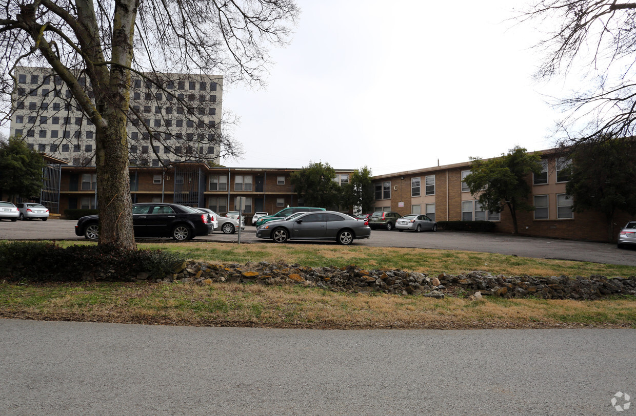 Building Photo - West End Manor Apartments