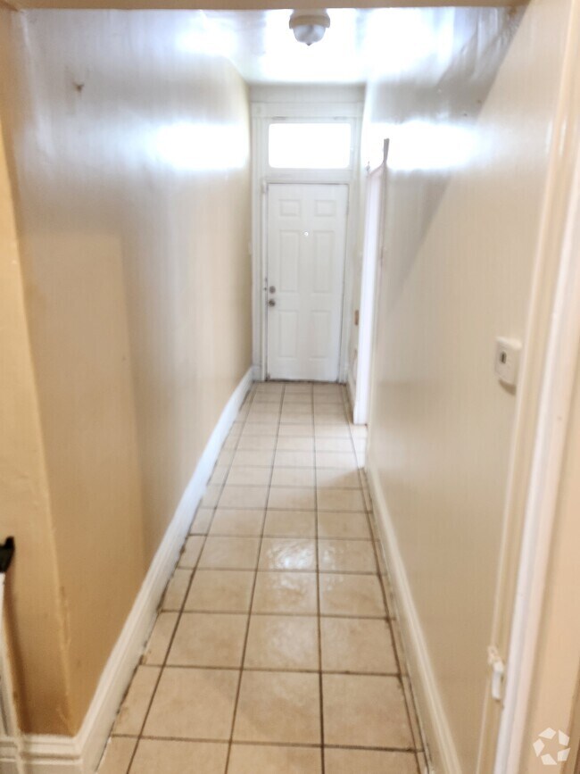 Lewis Place Student Apartments for Rent Saint Louis, MO 2 Rentals