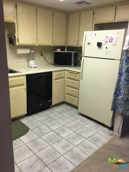 Building Photo - 32505 Candlewood Dr
