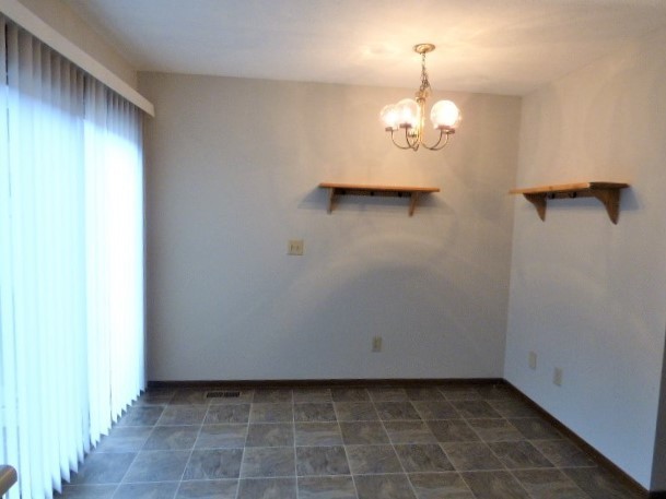Foto del edificio - Beautiful Condo off of Bethel Rd