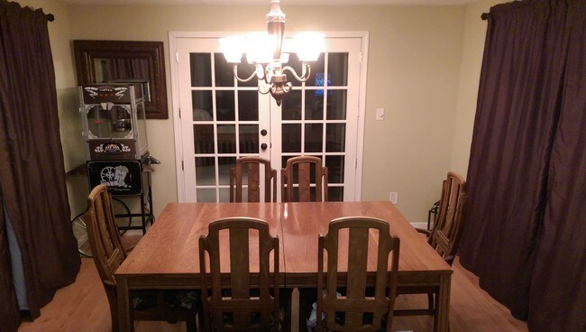 Comedor - 508 Nottingham Rd