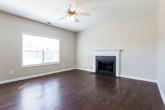 Foto del edificio - 5 Barrett Ln