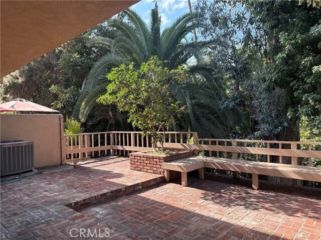 Foto del edificio - 838 Glenwood Cir