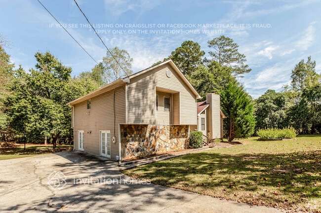 Building Photo - 215 Merrydale Dr