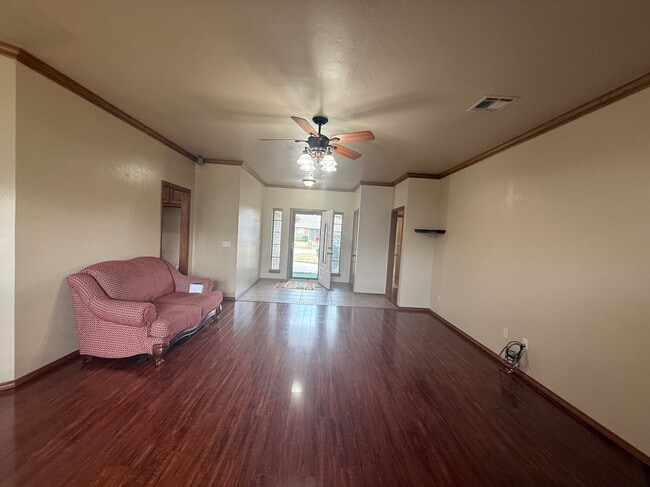 Building Photo - 616 Morningside Dr