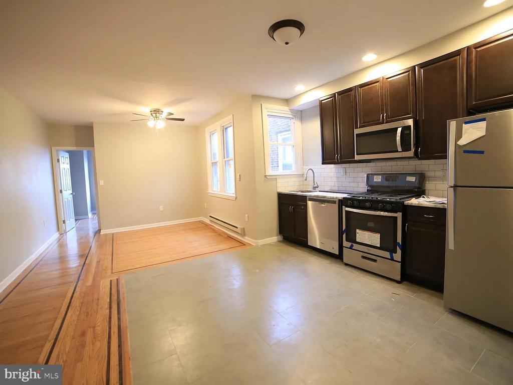 Foto principal - 5250 W Berks St