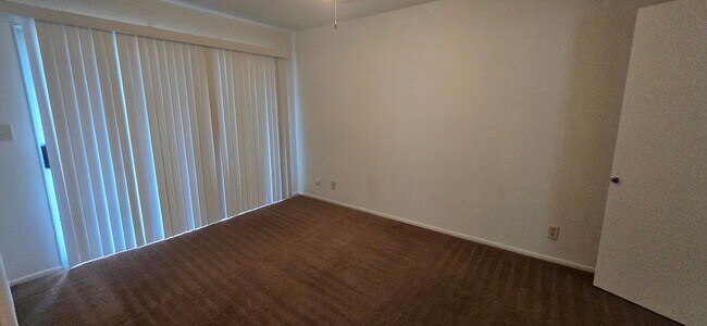 Foto del edificio - Todd Ranch Condo