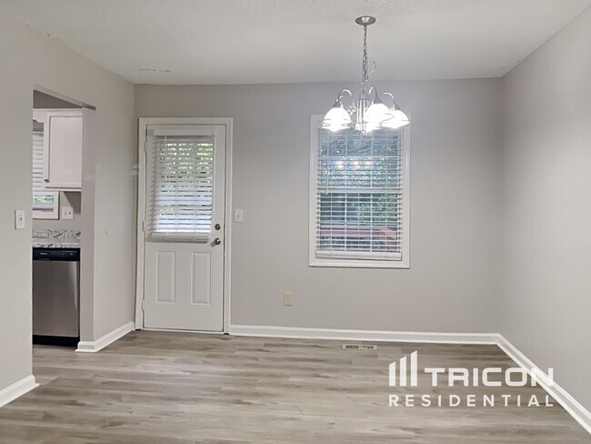 Foto del edificio - 238 Brookside Dr