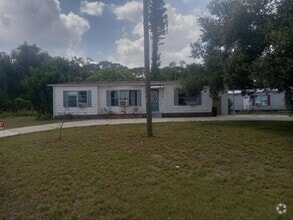 Building Photo - 7566 Peyraud Dr