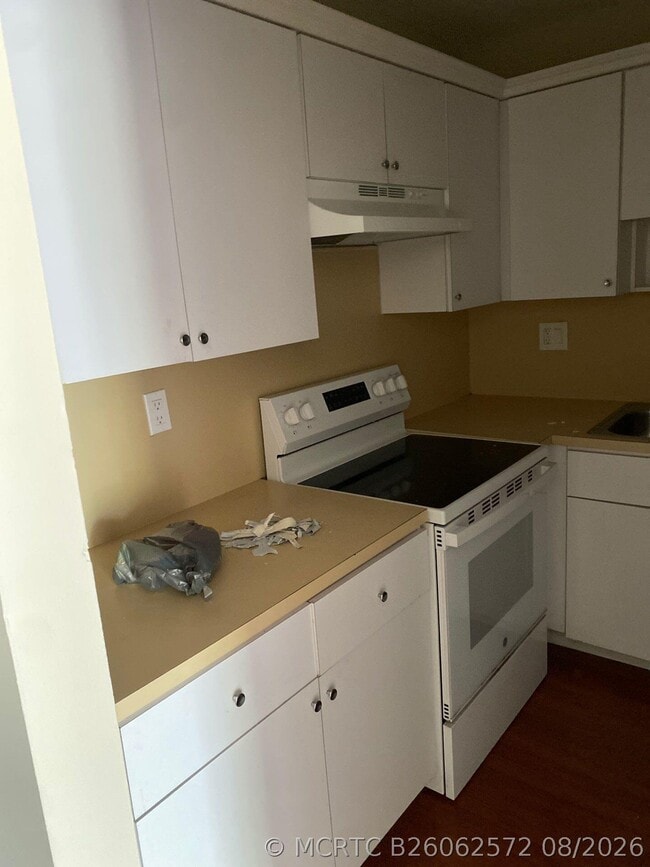 Building Photo - 403 NW 32nd Ct
