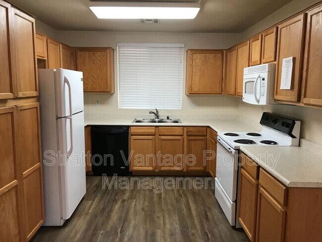 Foto del edificio - 2643 S 84th Gln