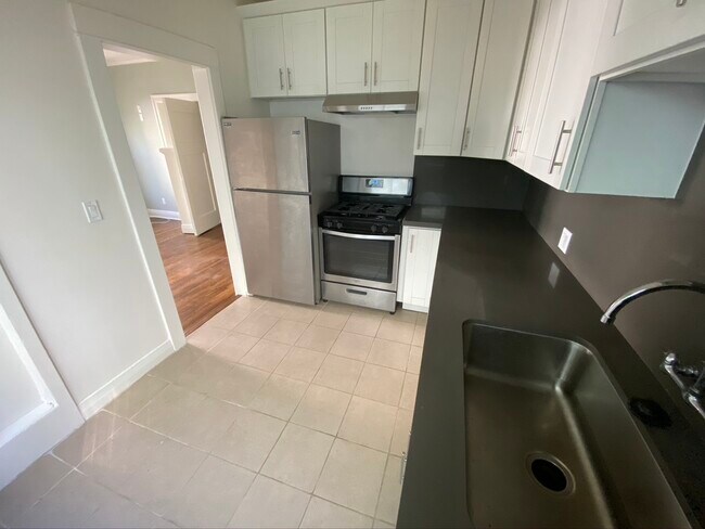 Foto del edificio - 315 Cherry Ave
