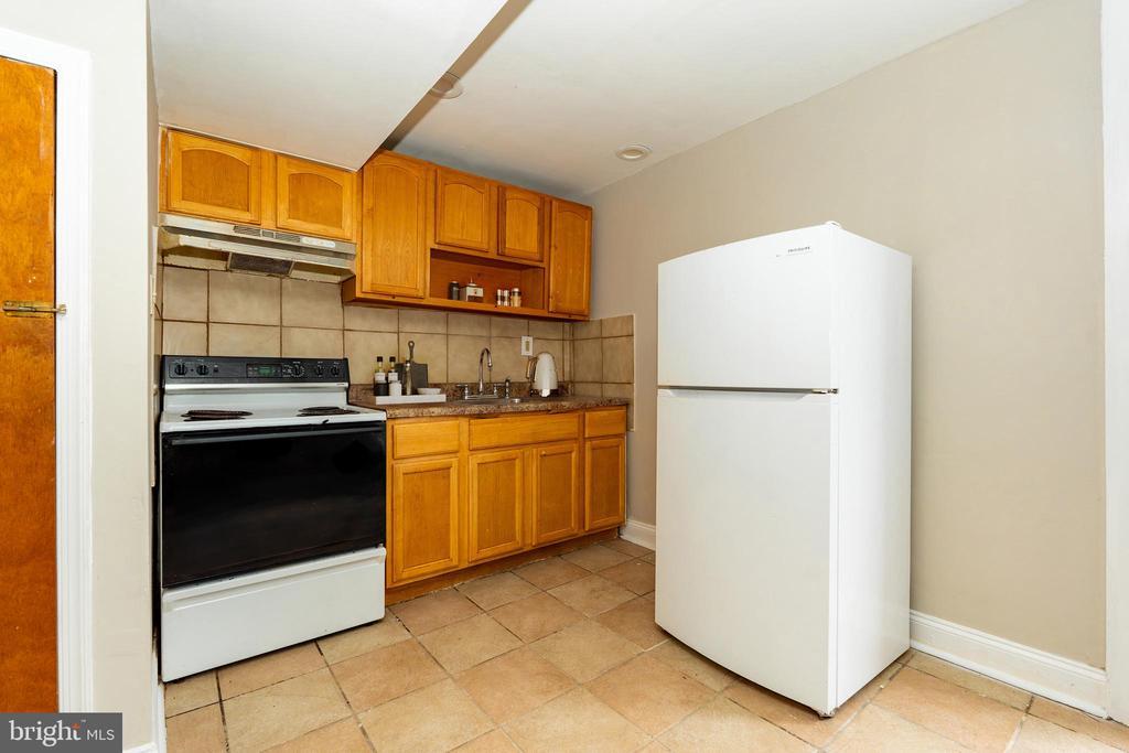 Foto principal - 5763 Pemberton St