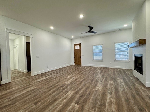 Foto del edificio - 12 Beneraird Ln