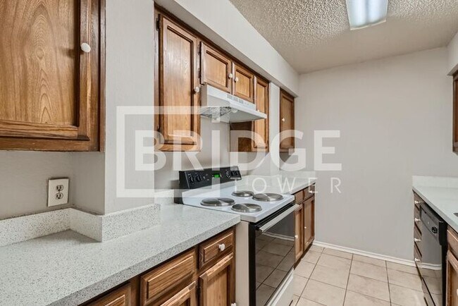 Foto del edificio - 806 Prairie Creek Dr