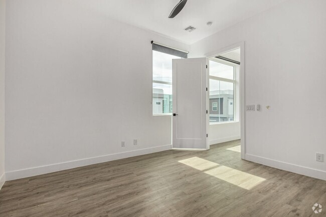 Building Photo - 3107 N 39th St