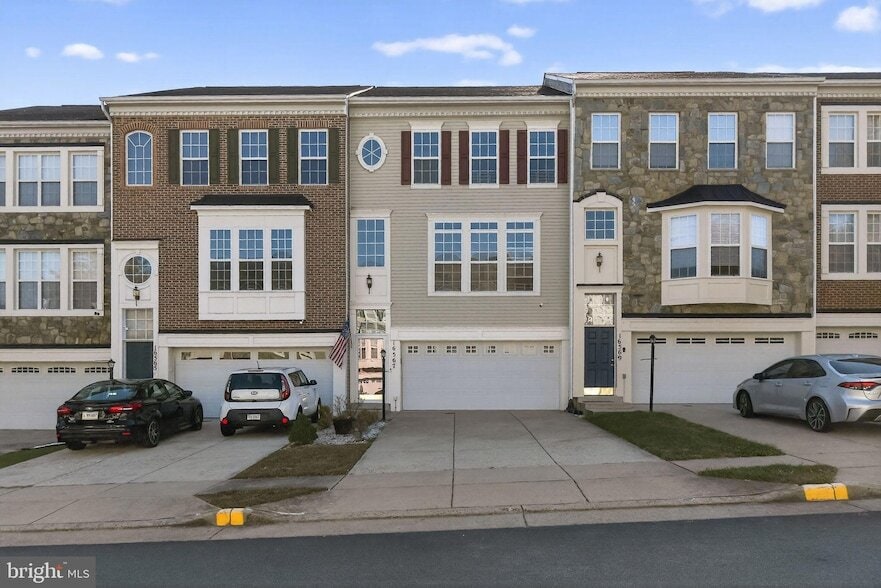 Foto principal - 16567 Bramblewood Ln