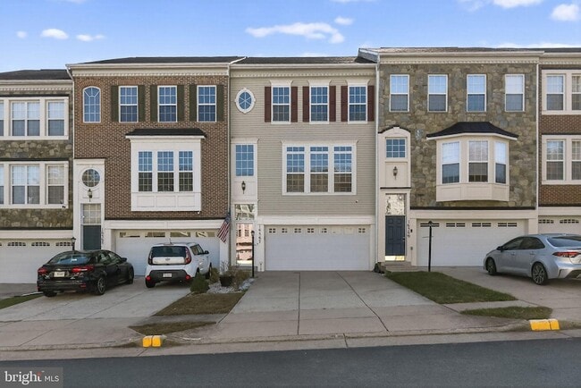 Photo - 16567 Bramblewood Ln Townhome