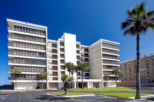 Building Photo - 15002 Windward Dr