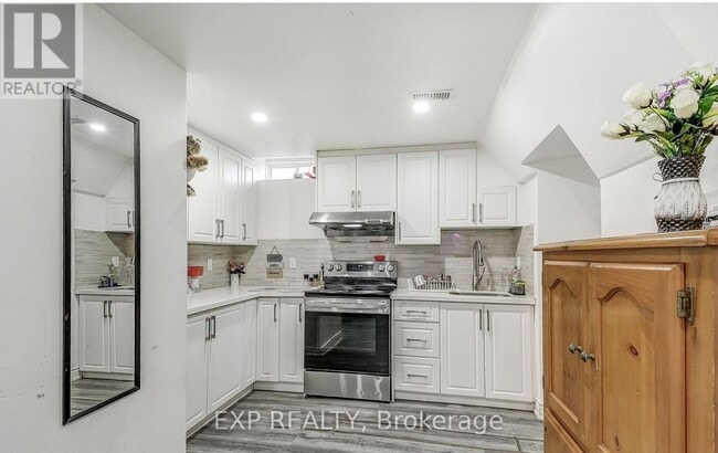 Building Photo - 127 Worthington Ave