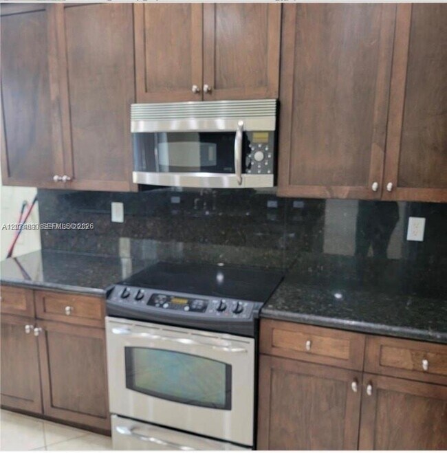 Foto del edificio - 2851 Prospect Rd