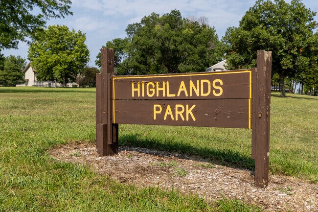 You can enjoy some fresh air at Highlands Park.