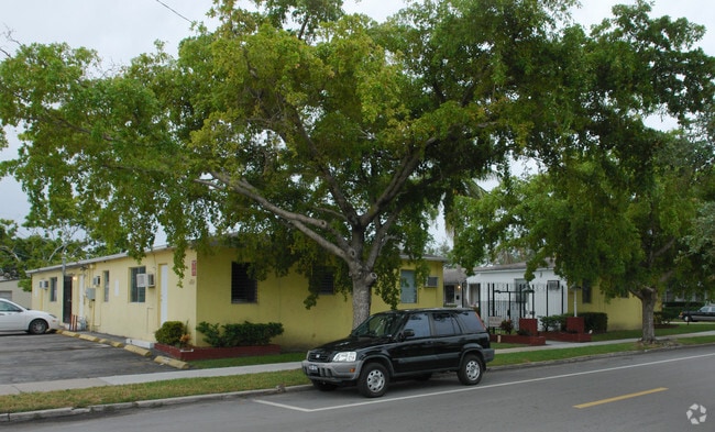 Building Photo - Washington Court