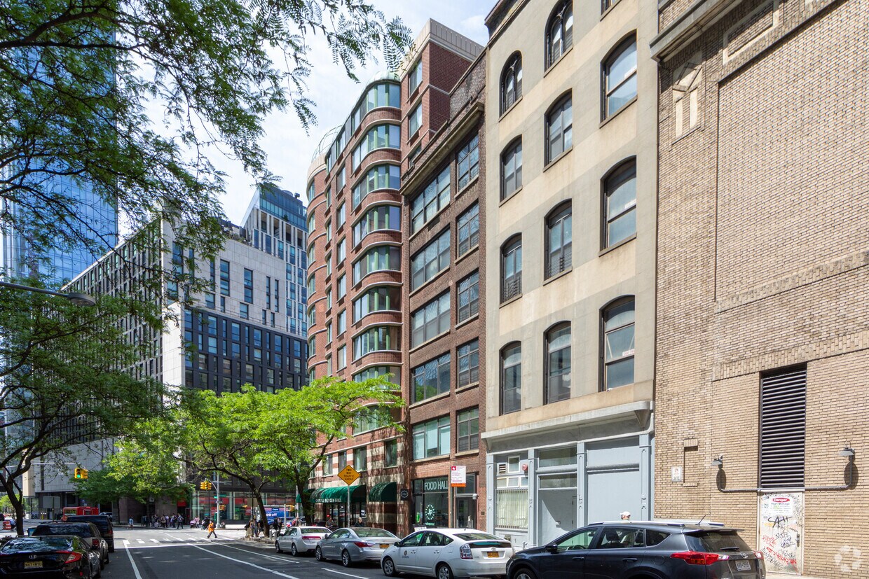 Primary Photo - 83 Murray St