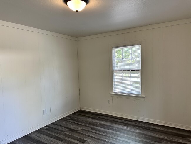 Foto del edificio - 834 Brinker St