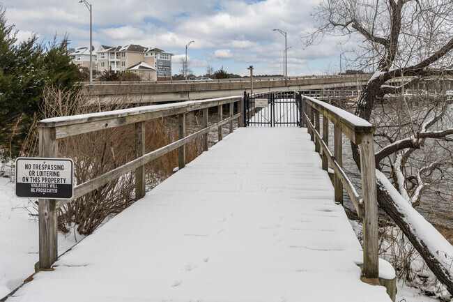 Foto del edificio - Tanner's Landing